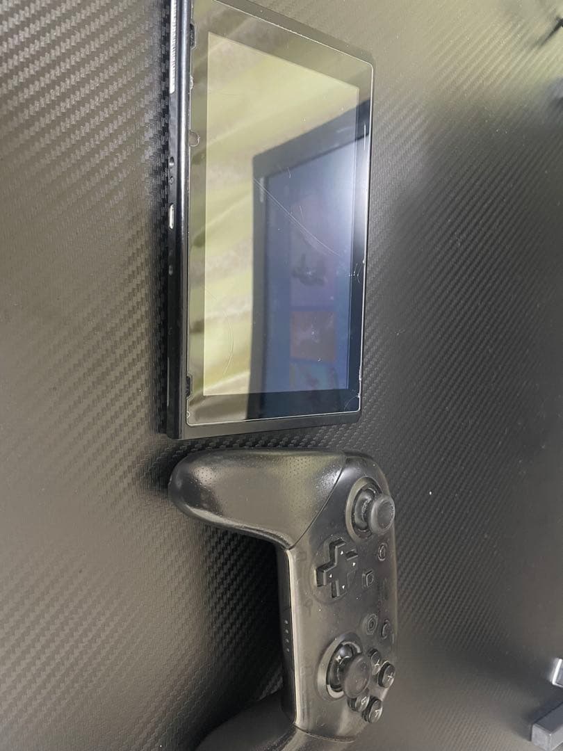 Nintendo Switch本体のみと コントローラー 黒とSDカード32GB