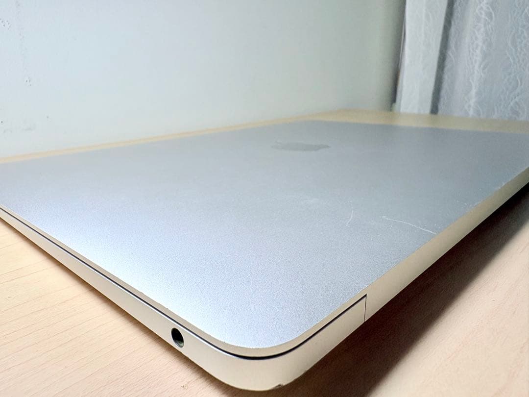 【付属品完備】 MacBook Air M1 シルバー　8GB / 256GB