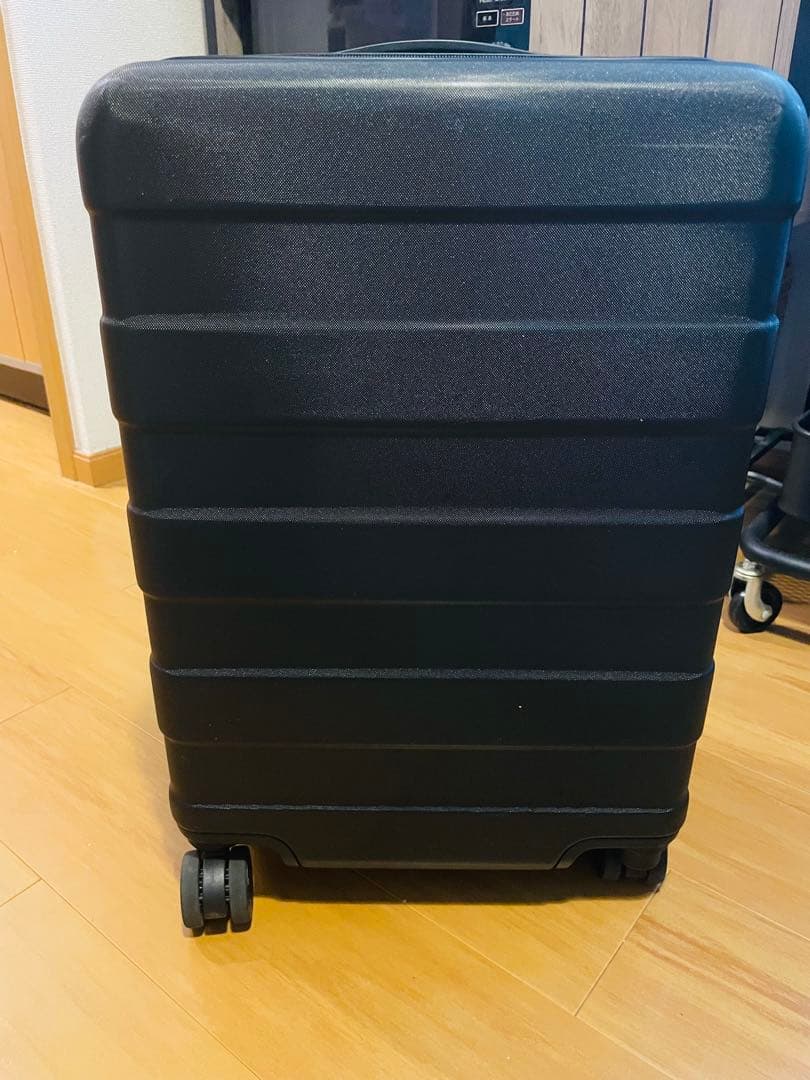 無印良品 ハードキャリーケース ブラック 35L ロック付き