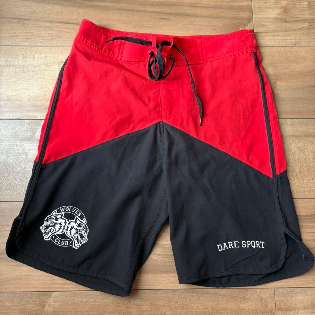 【美品】DARC SPORT ダルクスポーツ フィジークサーフパンツ28