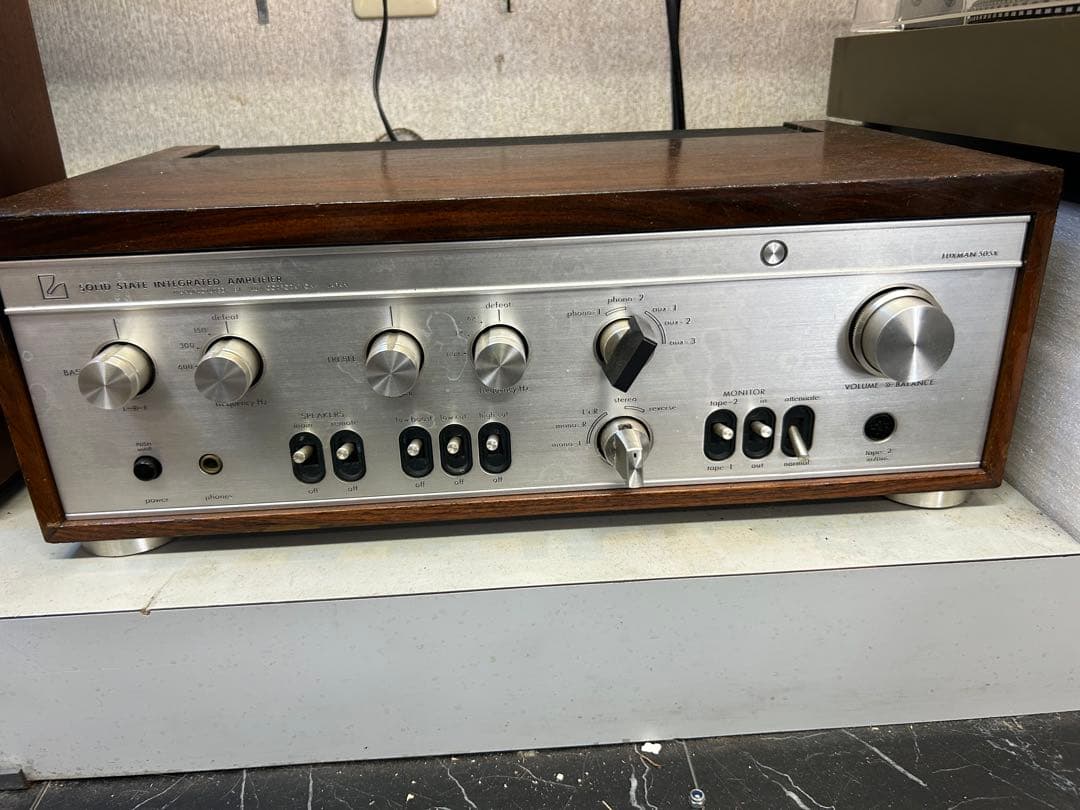 A*a様 プリメインアンプ　ラックスマン505X