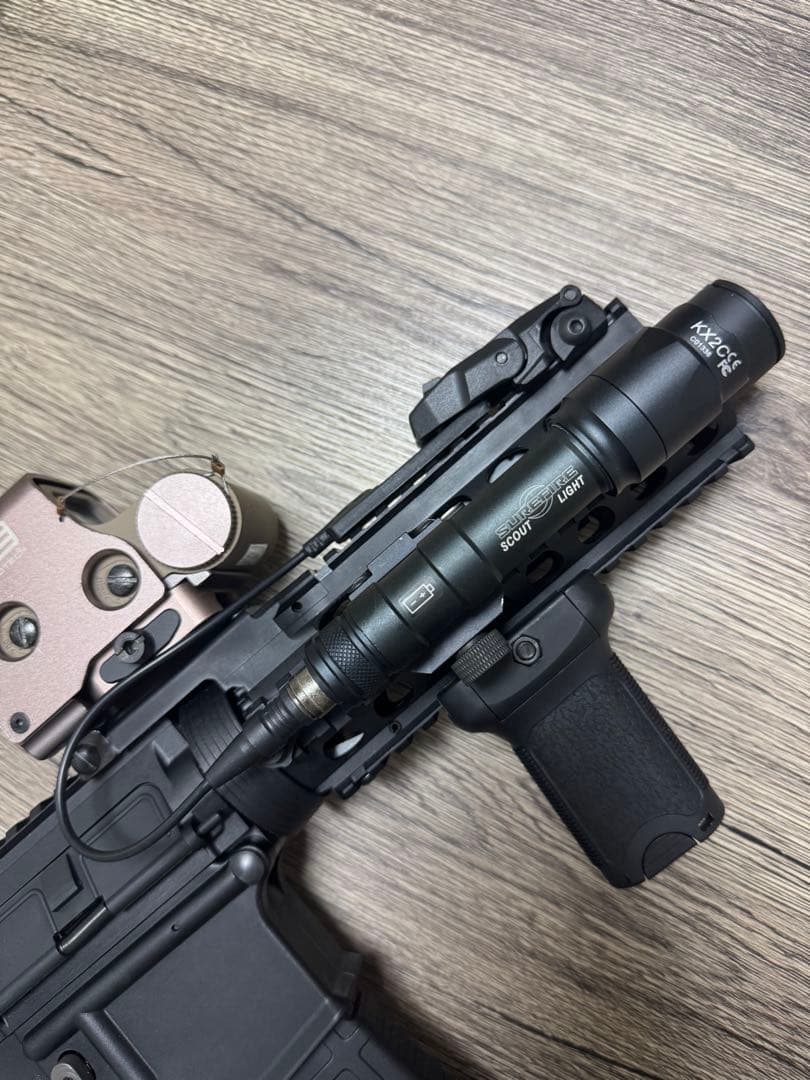 DMT-07 M4 電動ガン ライトパトリオット 付属品多数（18歳以上対象）