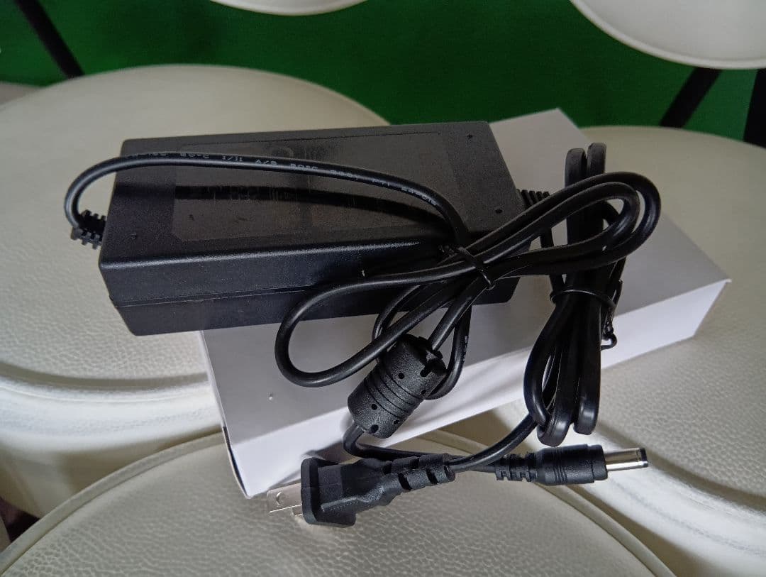 【新品未使用】 ポータブル電源 300w/90,000mah