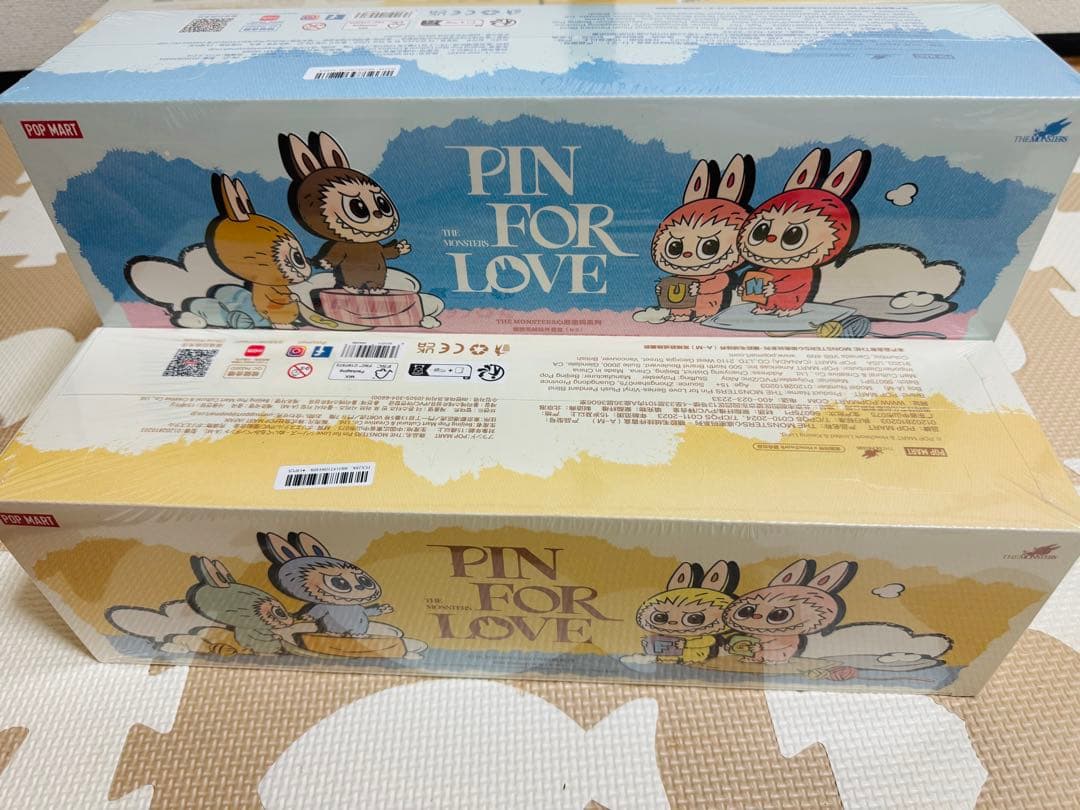 The Monster Pin for loveラブブ 青1セット 黄色1セット