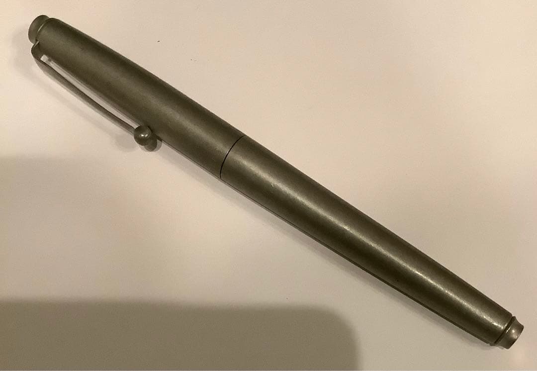 【パーカー】万年筆　アメリカ独立宣言200周年記念限定品「ピューター・ペン」