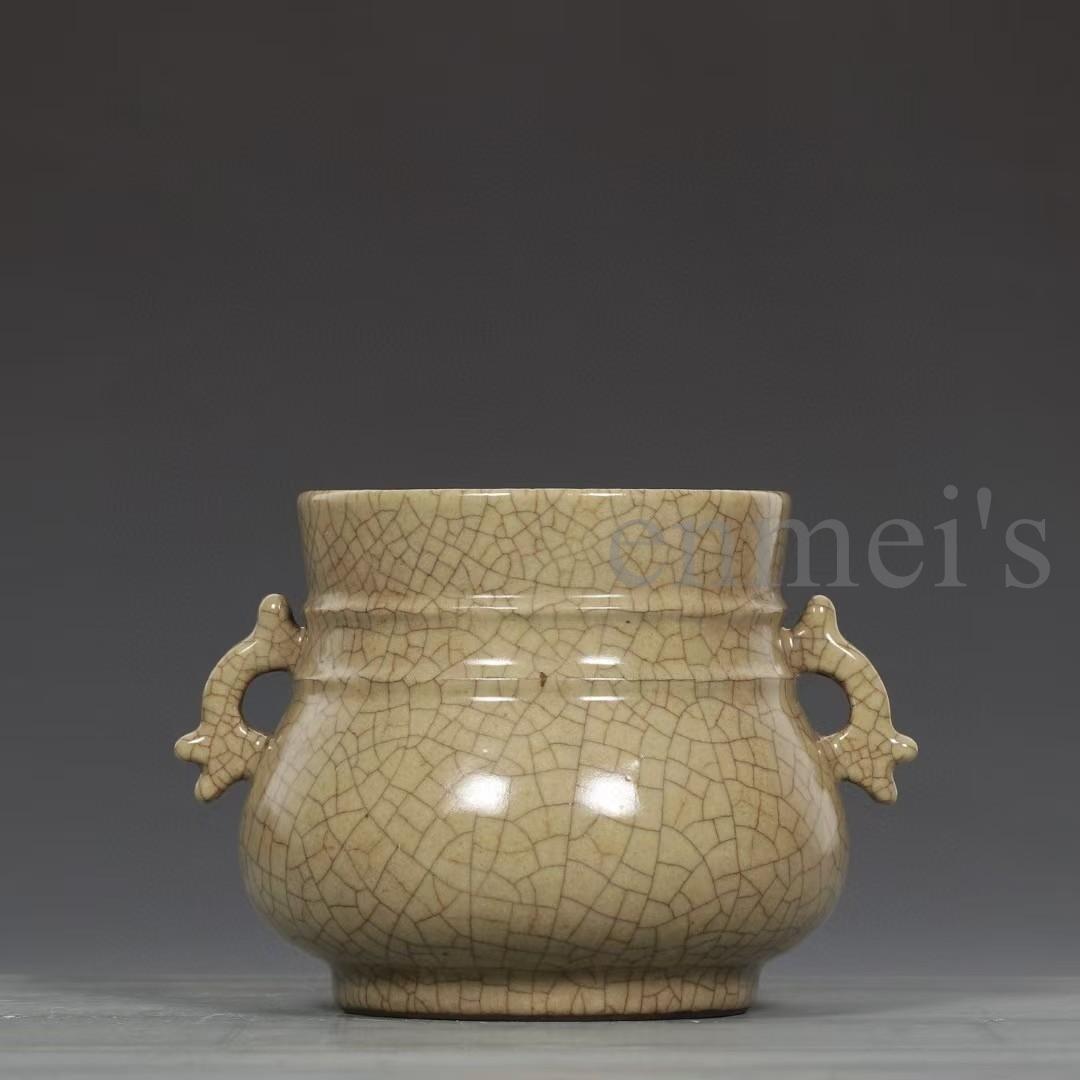 中国古美術・清哥窯款・米黄釉双耳香炉・木箱付・文房具・陶磁器・置物・禮品・仏具