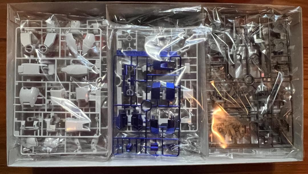 PG RX-78-2 ガンダム チタニウムフィニッシュ ガンダムベース限定