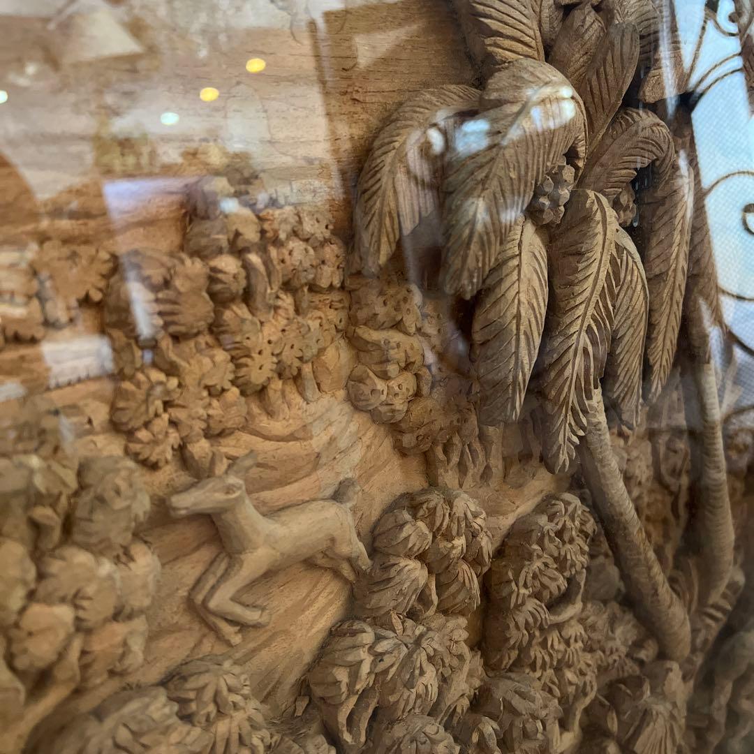 y593 特大サイズ 額装 ジャワ太古の民話を題材にした木彫りレリーフ 192㎝