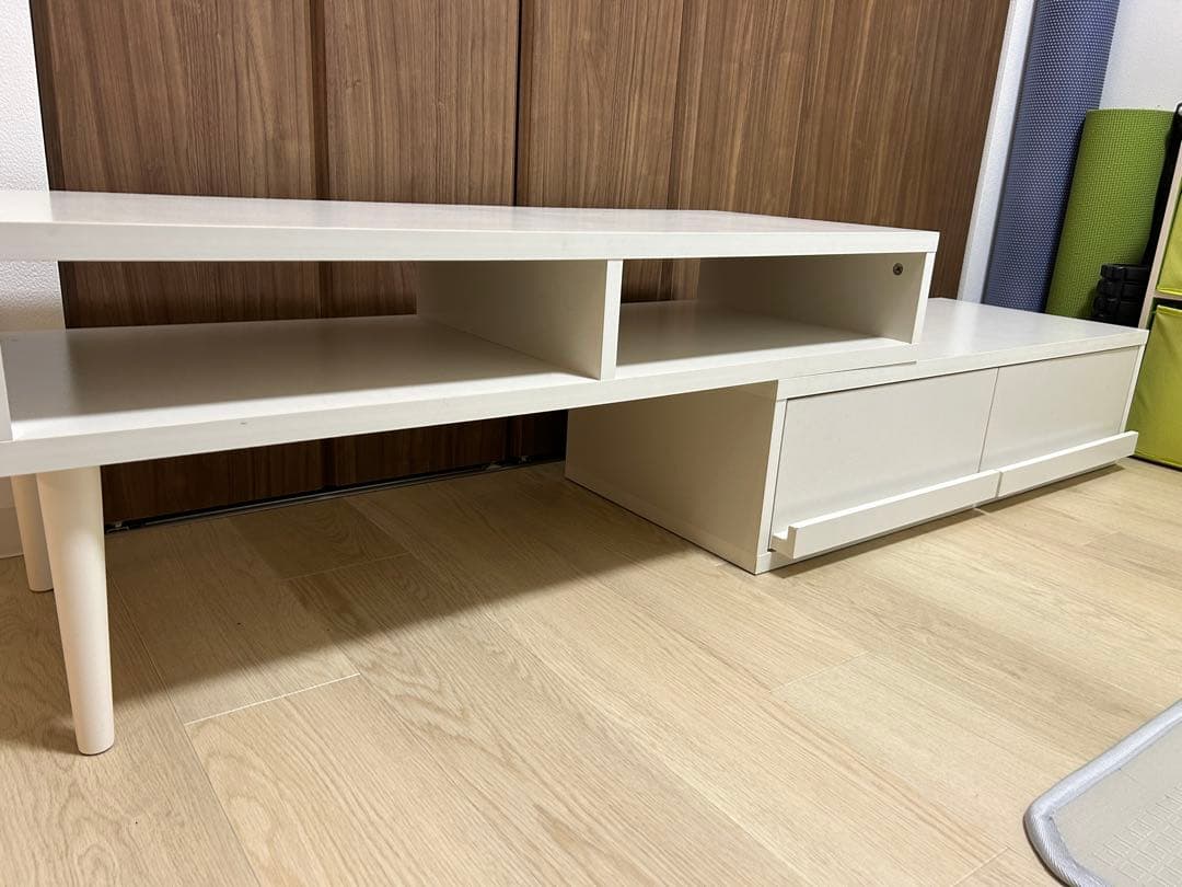 【うさぎ】薄型 伸長式 テレビ台 白 幅105-196cm ニトリ