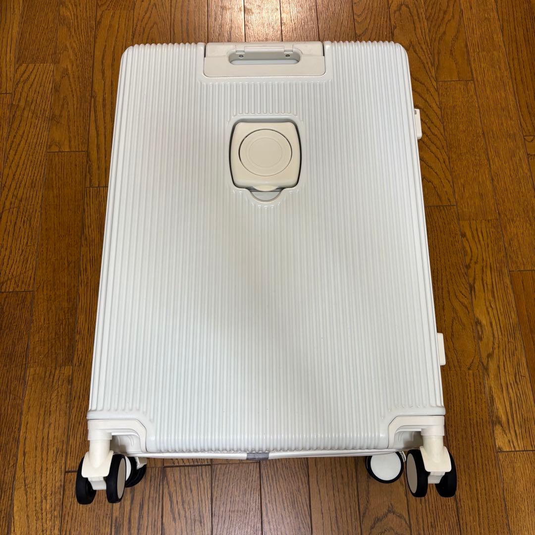 【るるれれろ】B4U スーツケース　Mサイズ　ホワイト