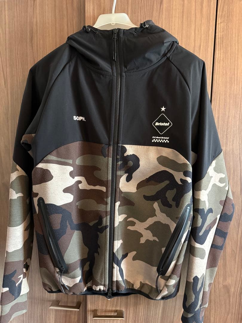 Bristol 迷彩柄 フード付きパーカー M