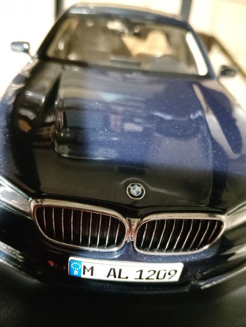 夢伝説1/18 BMW 7シリーズ 750Li ディーラーミニカー　ブルー