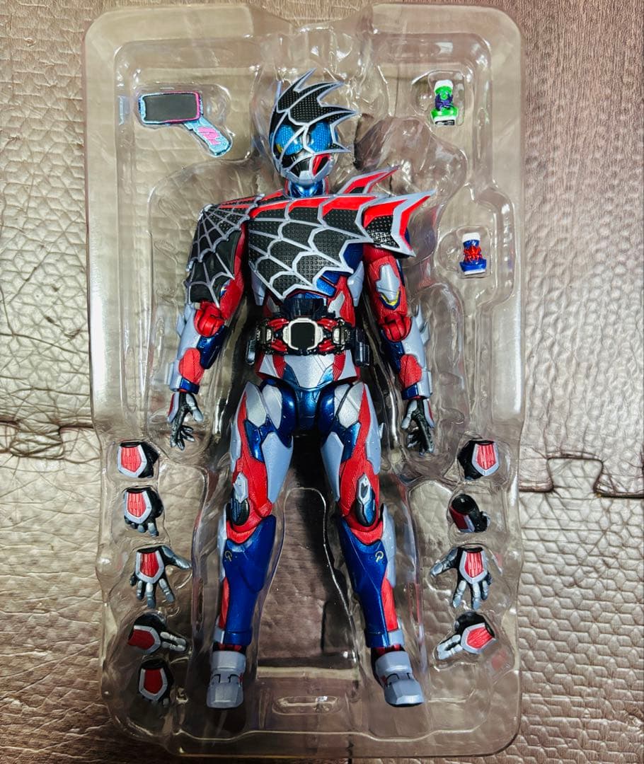 S.H.Figuarts 仮面ライダーリバイスシリーズ　4種セット　開封済