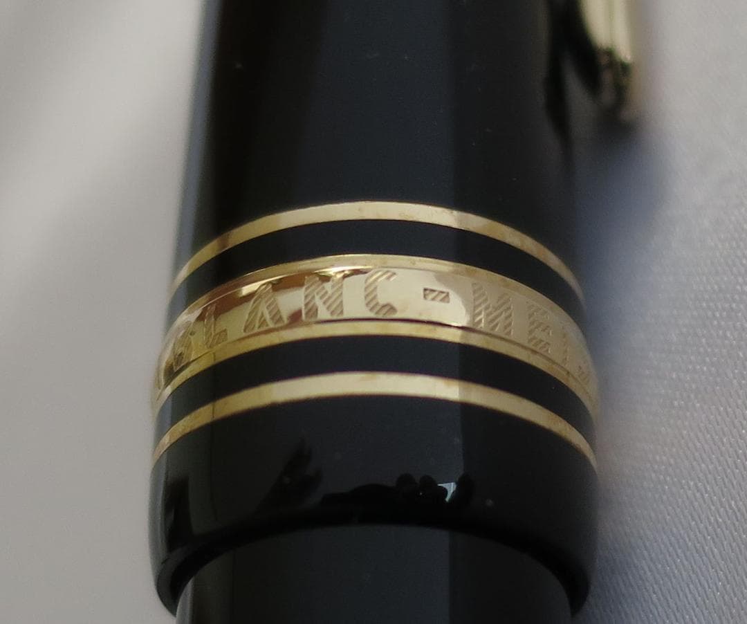 モンブラン　マイスター　シュテュック　ゴールド　ボールペン【新品未使用】