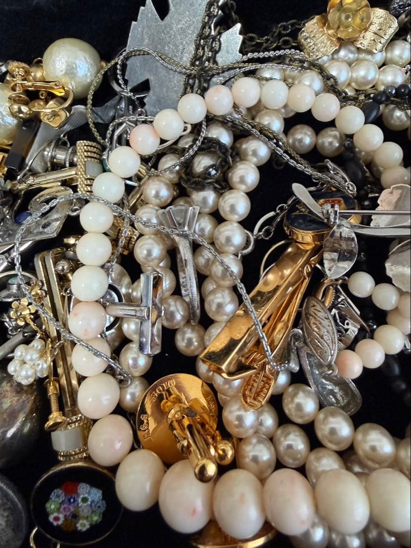 W*E様 遺品整理TASAKI SHINJU & MIKIMOTO ジュエリーセ