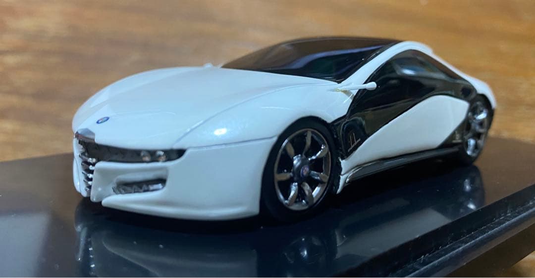 アルファロメオ　パンディオン　1/43 完成品　ベルトーネ　PANDION