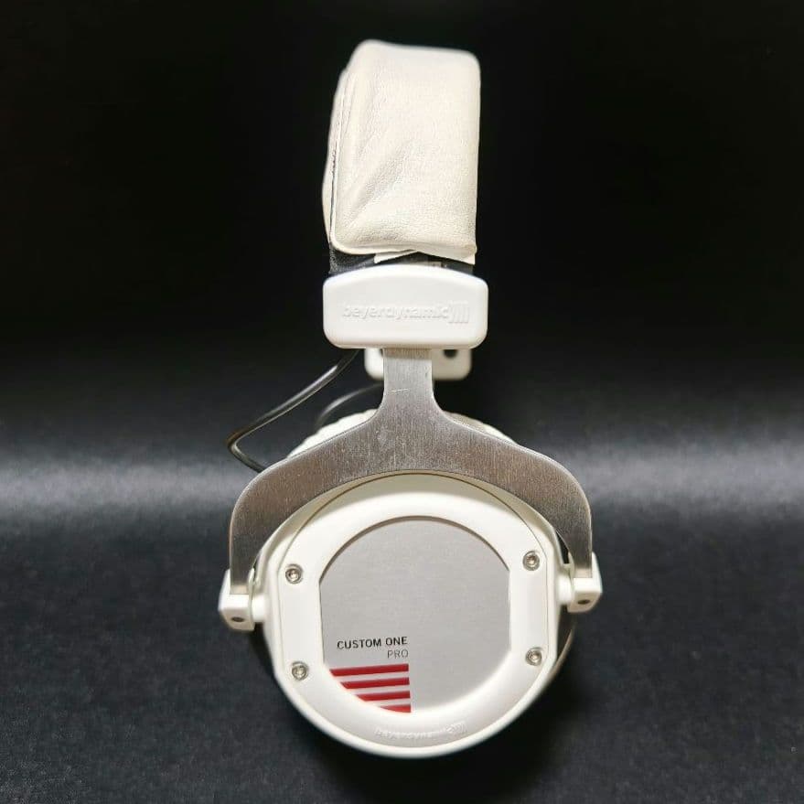 beyerdynamic CUSTOM ONE PRO ホワイト