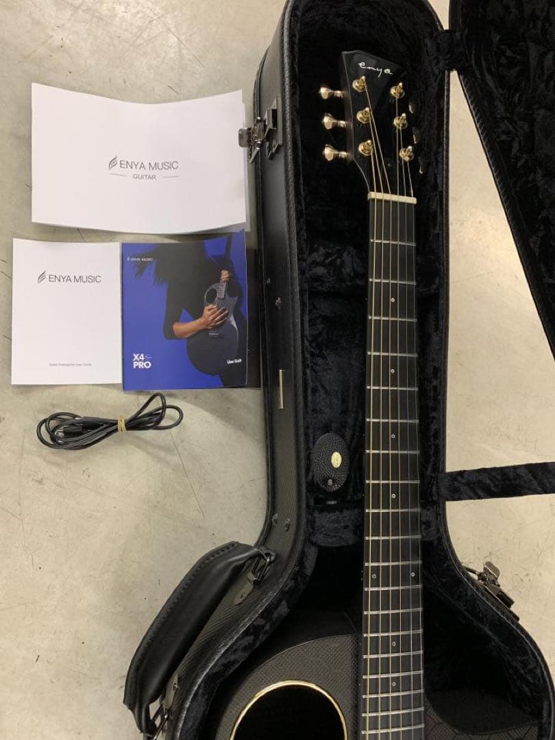 新品同様ENYA X4 Pro Trance Acoustic ギター、ケース付
