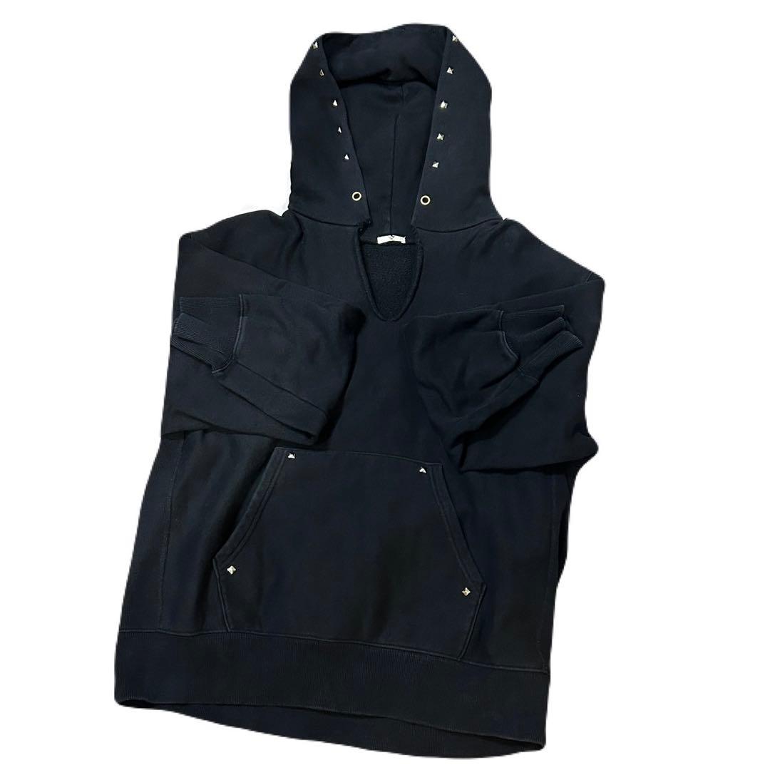 リメイク★スタッズ付き黒フードパーカー