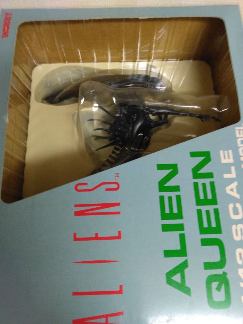エイリアンクィーン　1/12スケールP.V.C.モデル　未使用品　HOBBY