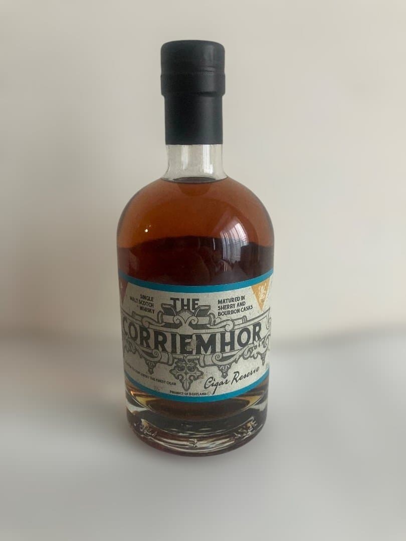 コリーモア シガーリザーブ シングルモルト 700ml 46度