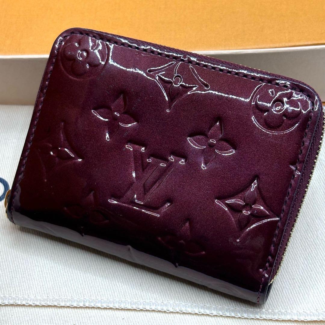 【美品】ルイヴィトン モノグラム ヴェルニ ジッピーパース アマラント