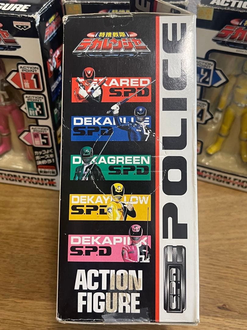 特捜戦隊　デカレンジャー　フィギュア　戦隊ヒーロー　特撮 平成　おもちゃ