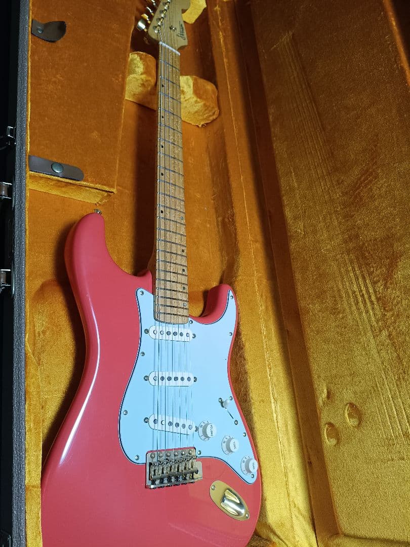 Fender Custom Shop NOS 1960 ネックは別工房でオーダー