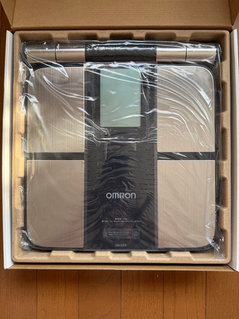 OMRON Karada Scan 703T(KRD-703T)体重計