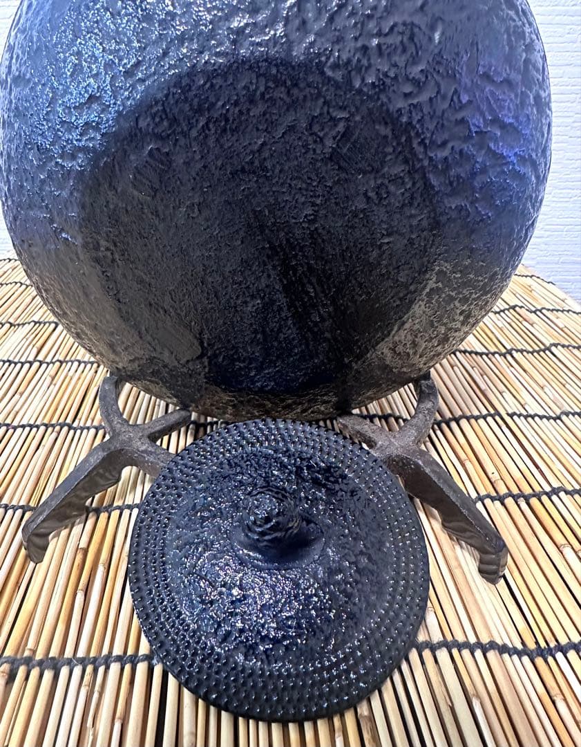 未使用品、付属品付　南部盛栄堂販売　南部名工金秀 及春鋳造　ラムちゃん様売約済み