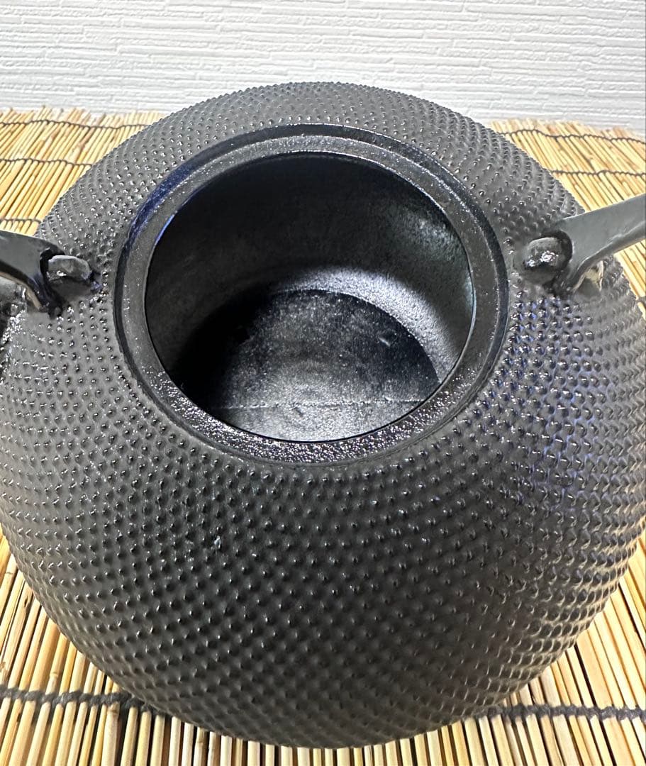 未使用品、付属品付　南部盛栄堂販売　南部名工金秀 及春鋳造　ラムちゃん様売約済み