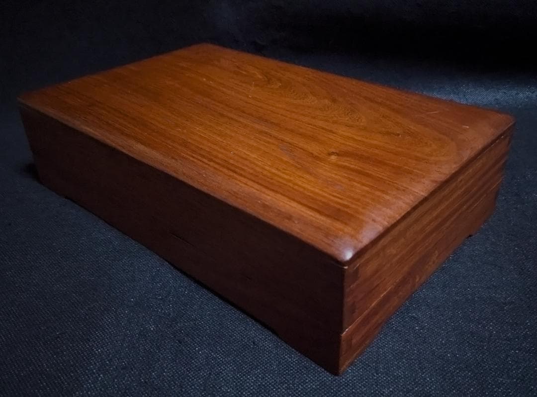 【澄泥硯　大型十吋　美しい鱔魚黄】◆加厚長方◆唐木箱◆蘇州霊巌山◆検→端渓・歙州