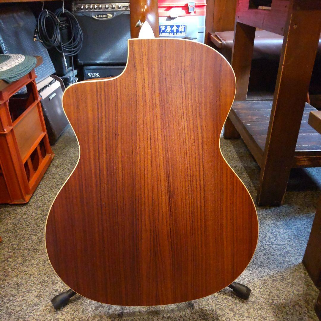 Taylor 214ce-G エレアコ （管理ワテ）