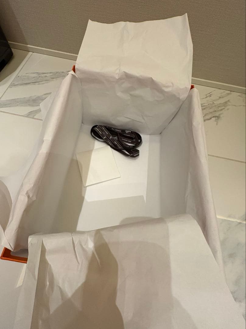 エルメス HERMES 空箱　ピコタンPM用　ペーパーリボン説明書つき