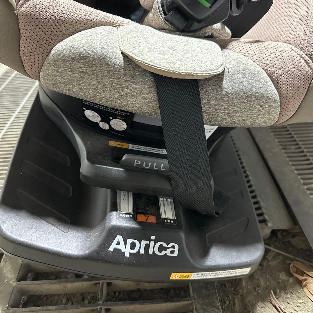 Aprica 車用チャイルドシート クルリラ AC 新生児使用