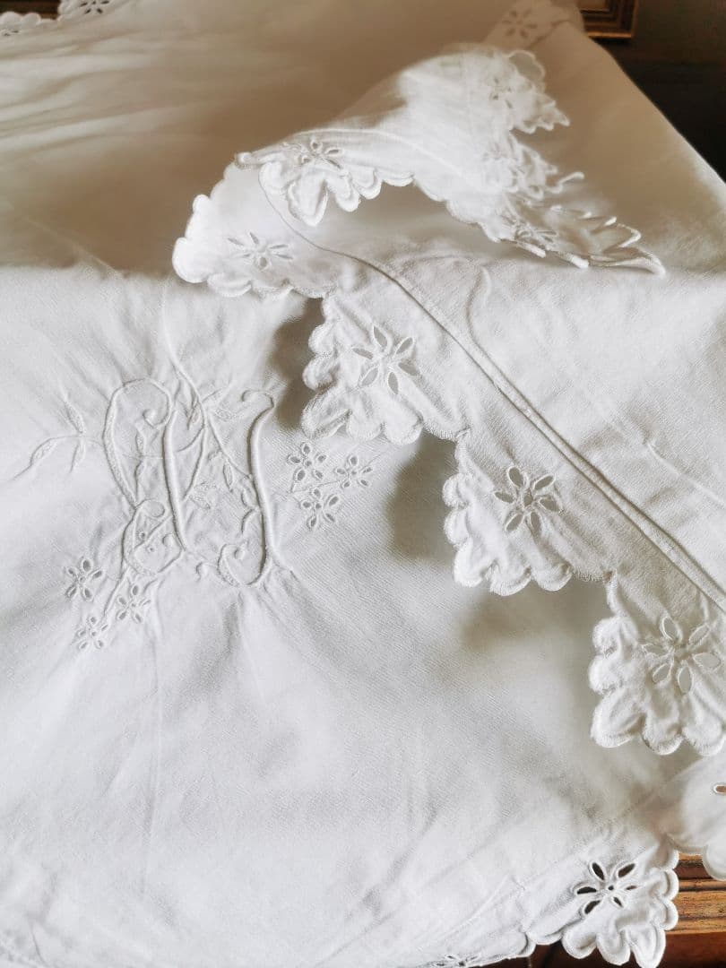 アンティークフランス オープンカットワーク＆スカラップ刺繍ラージクッションカバー