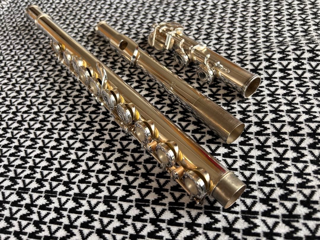 も*も様 【希少】ヤマハ　フルート　YFL-281S リングキィ　インライン　白