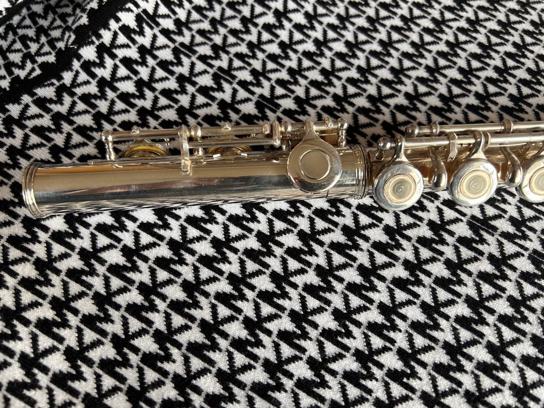 も*も様 【希少】ヤマハ　フルート　YFL-281S リングキィ　インライン　白