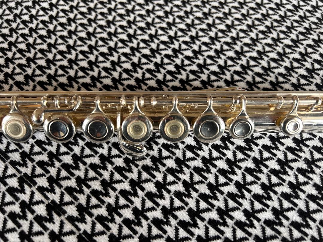 も*も様 【希少】ヤマハ　フルート　YFL-281S リングキィ　インライン　白