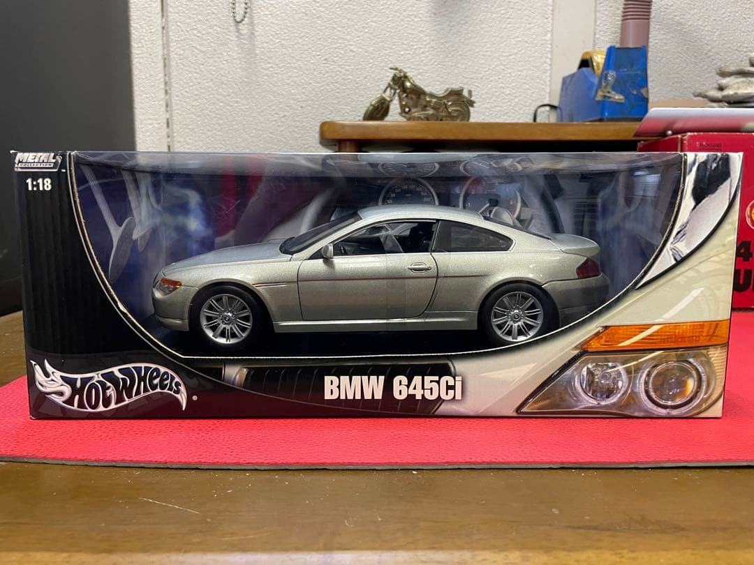 ミニカー HOT WHEELS  BMW645Ci