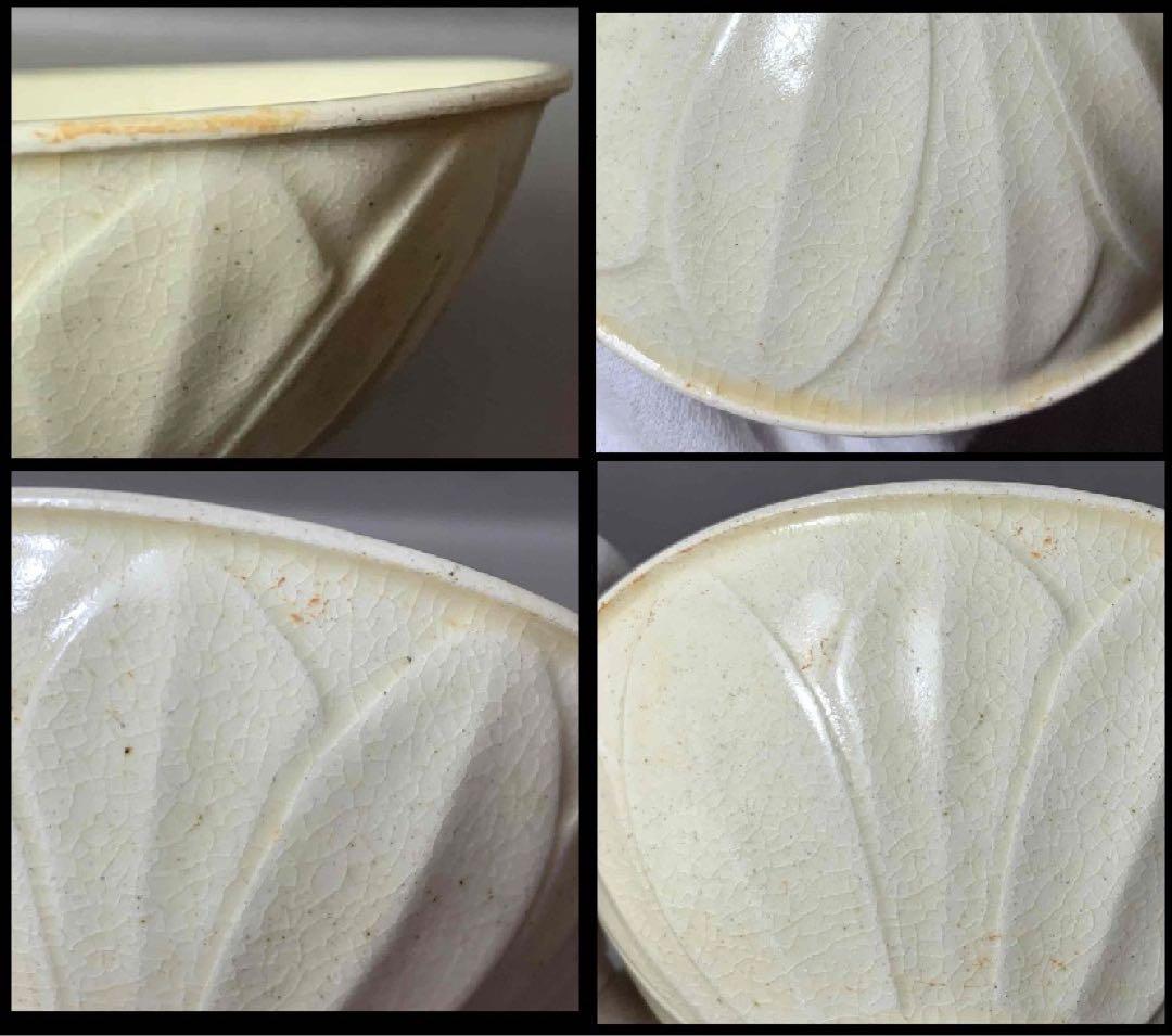 中国 無地蓮弁碗　f2250220