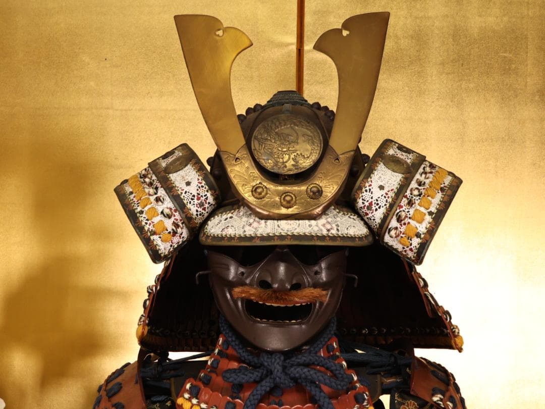 BLACK　BY01　甲冑　具足　着用鎧　龍日輪前立　鎧櫃付き　等身大　現