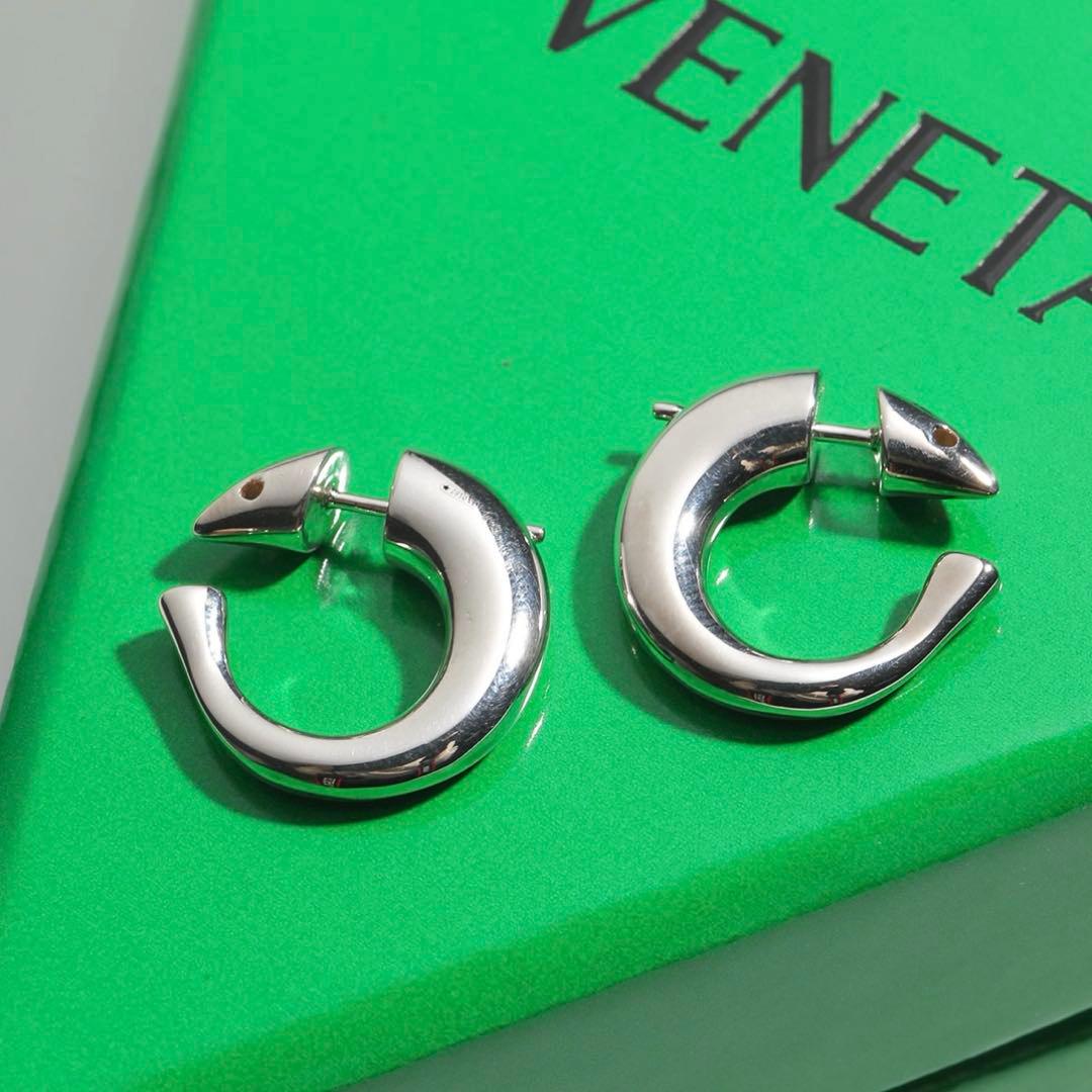 Bottega Veneta フープピアス