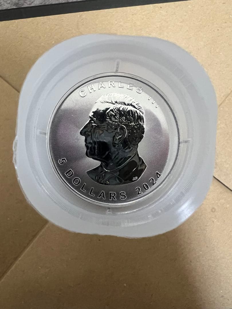 メイプルリーフ銀貨(25枚)１オンス2024年