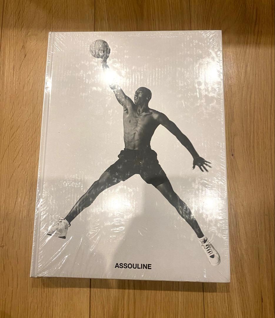 新品未開封　Air Jordan × Assouline Classic 本