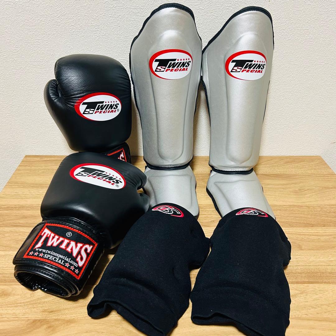TWINS ツインズ グローブ レッグガード ニーガード セット