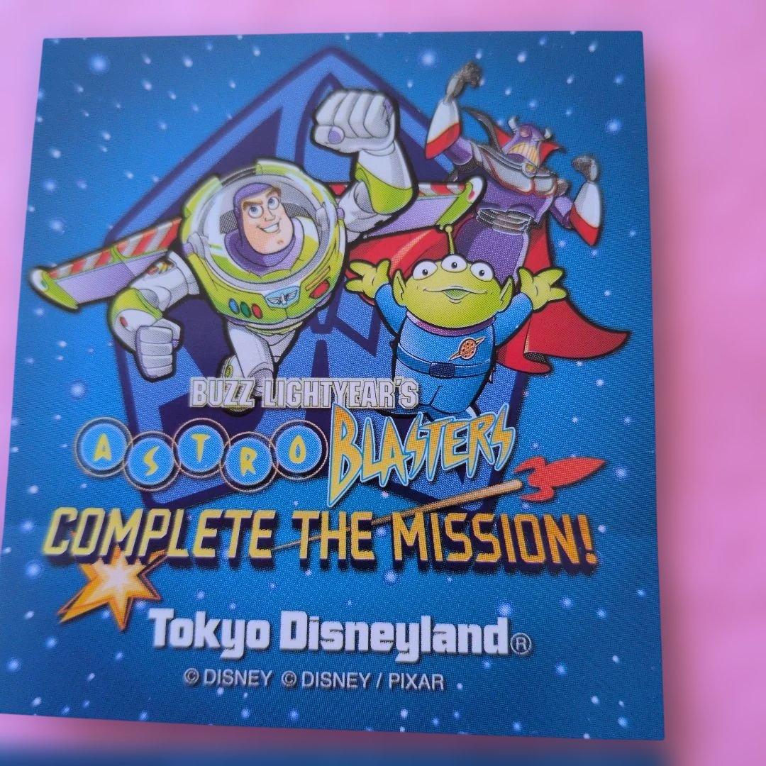 新品　バズライトイヤー　ワッペンバッジ　２種　非売品シール付　アストロブラスター