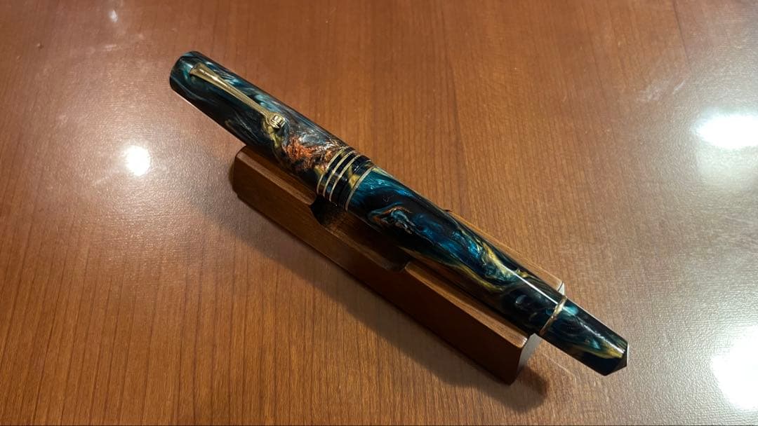 【限定生産品43本】レオナルド 万年筆 MZG サンセット・ウェーブ F