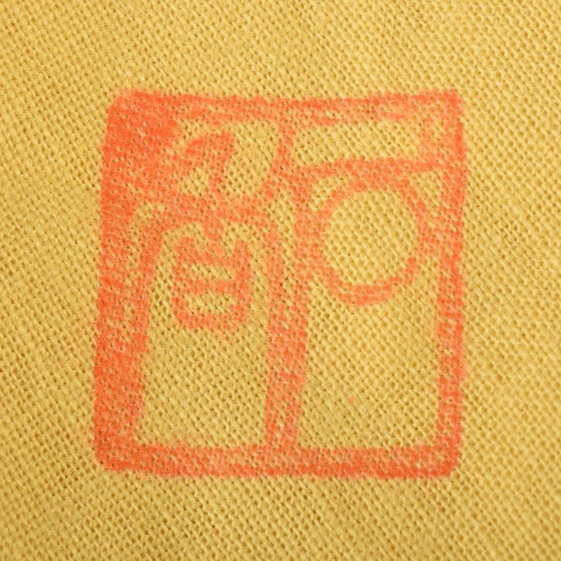 茶道具　伊曽嶋窯　渓古石香作　黒釣舟花入　共布　堀内宗完極め箱　C　R8476