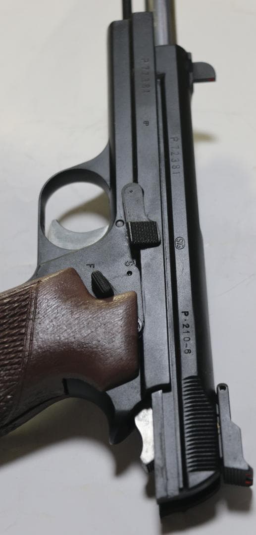 超希少タイトー製ＨＷ樹脂 モデルガン SIG　Ｐ２１０カスタム　SPG合法品